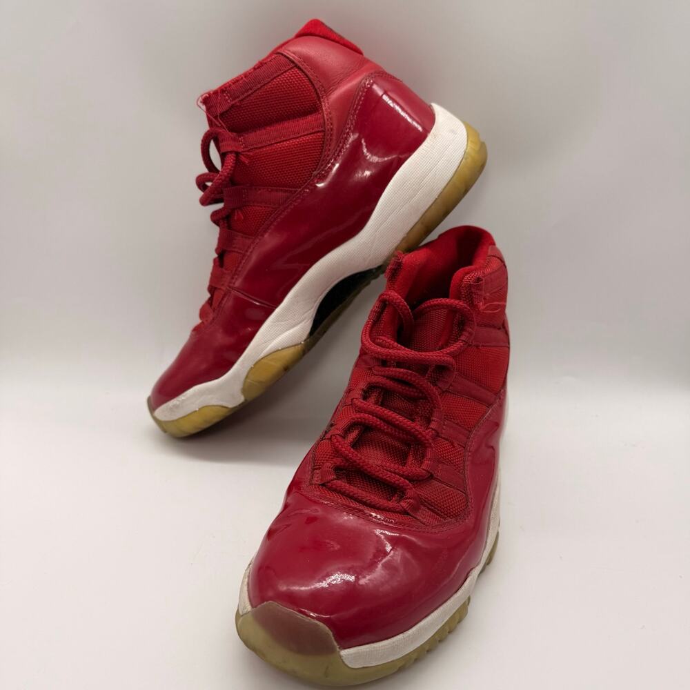 Air Jordan Sz 8 Men 11 Retro Win Like '96